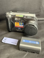 SONY Cybershot DSC-S30 1.3MP Digital Camera W/Memory Card
