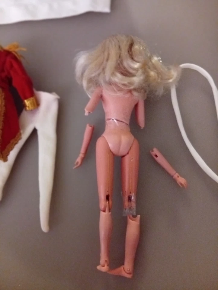 LADY OSCAR Bambola Versaille Cm 20 By Ceppi Ratti - 1979 Vintage Doll - Immagine 2 di 4