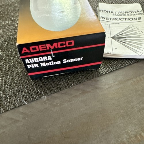 New Open Box ADEMCO AURORA PIR MOTION SENSOR pet immune up to 40 pounds - Picture 3 of 3