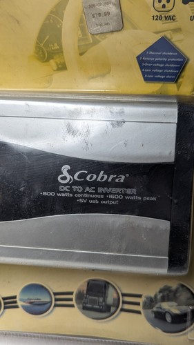 New Cobra CPI 880 800 Watt Power Inverter with USB Port Dual AC Outlets Sealed - Picture 4 of 8