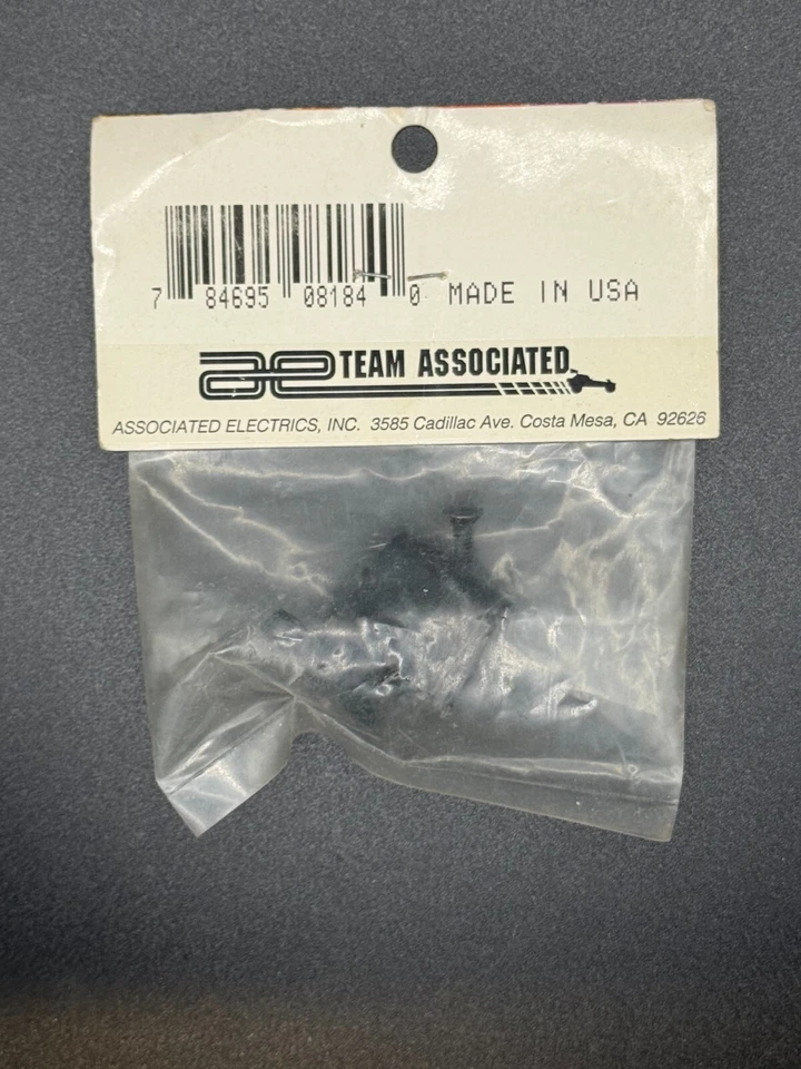 Team Associated Vintage 8184 Black Antenna/Shock Mount RC10L Pan Car - Image 2 of 2