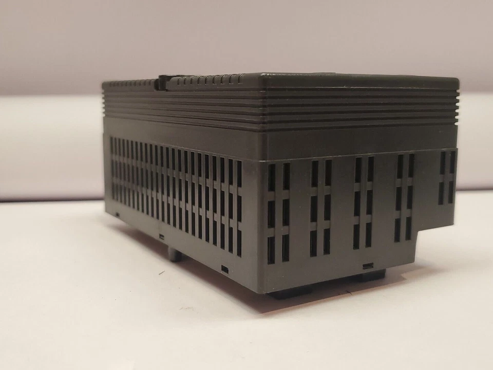 Módulo de entrada GE Fanuc IC200MDL640B VersaMax 24vdc 16PT ENVÍO RÁPIDO  Foto 4 de 4