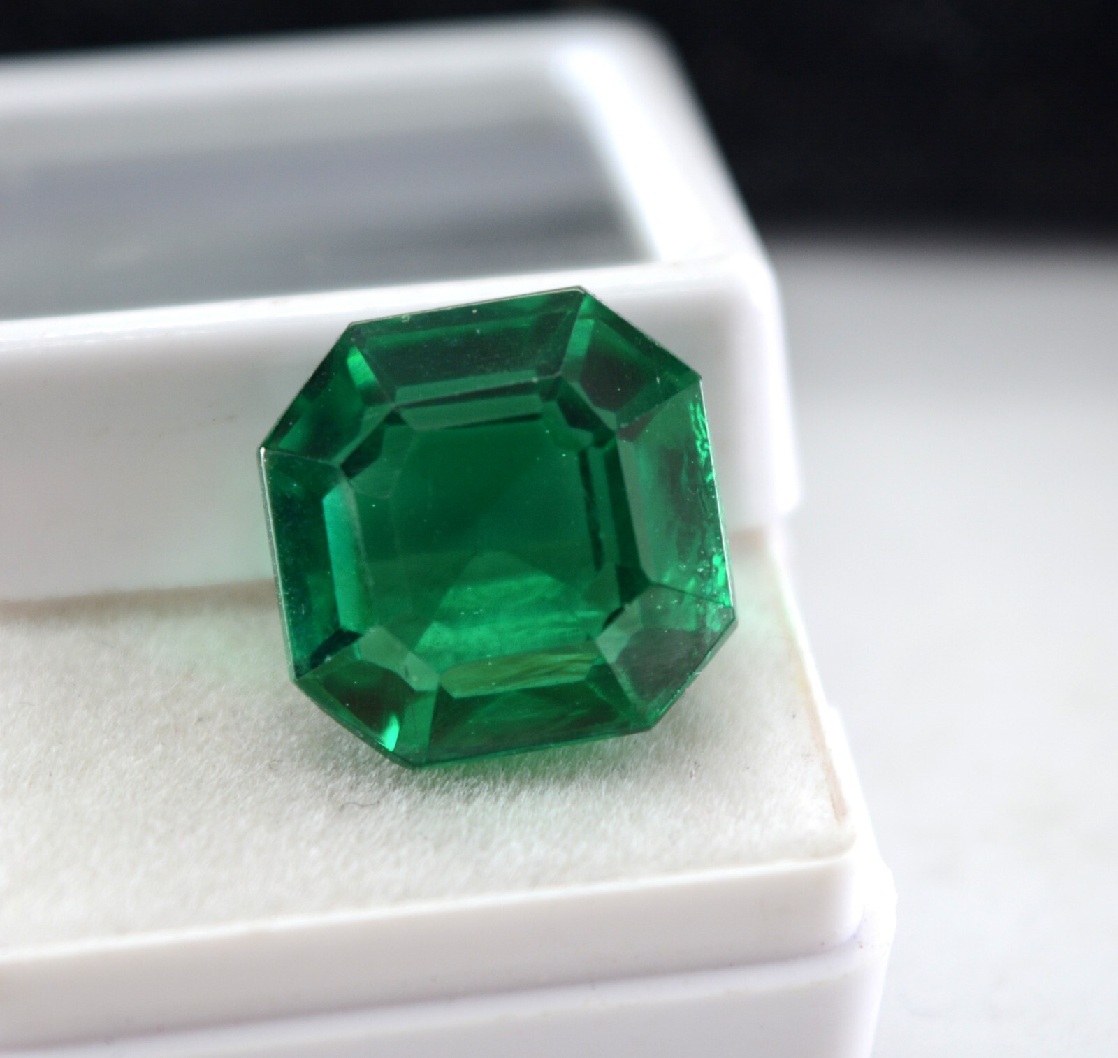 18.75 Ct Natural Unheated Zambian Emerald A+ Cut Loose Gem E2167