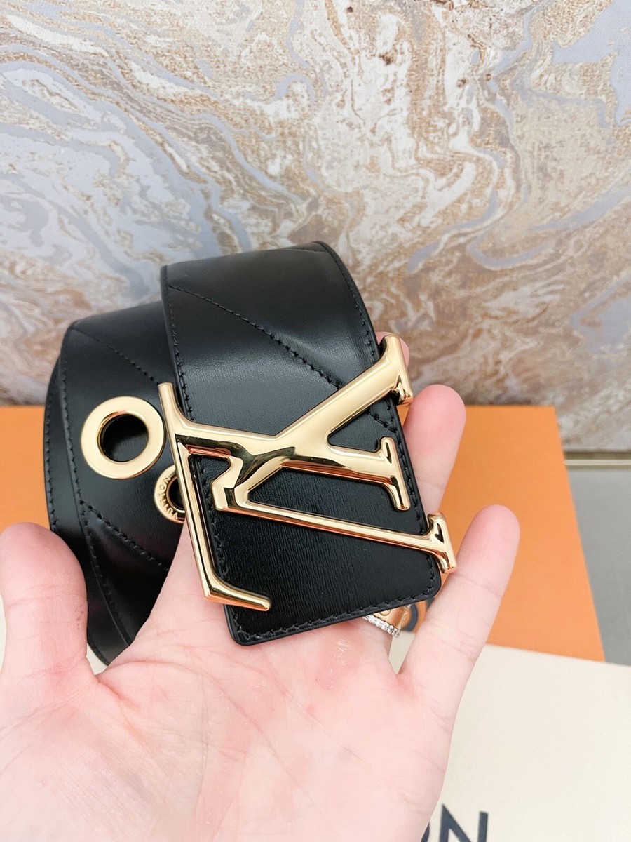Louis Vuitton Black Leather Waist Belt with Gold Hardware Louis Vuitton Amarante Vernis Leather LV Initiales Waist  main image 2
