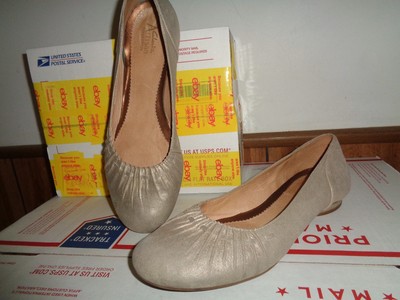 clarks gold flats