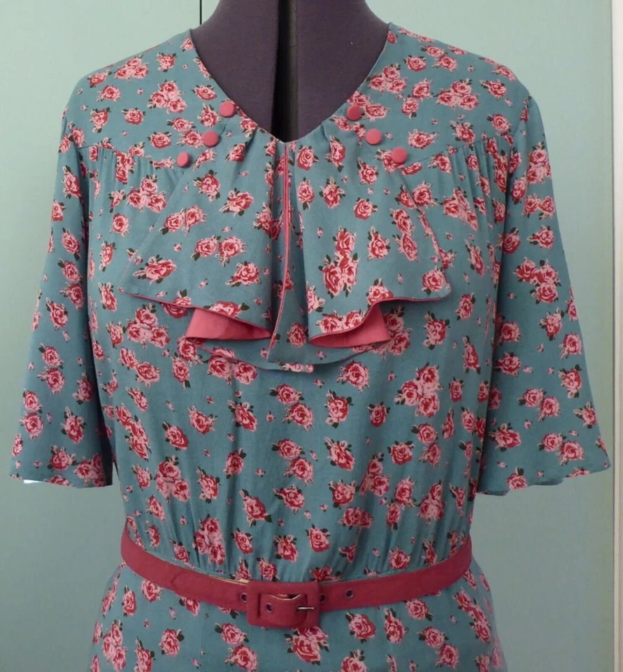 1930s Vintage Sewing Pattern DRESS B38" (16R) By 'ANNE ADAMS' - Image 4 of 4