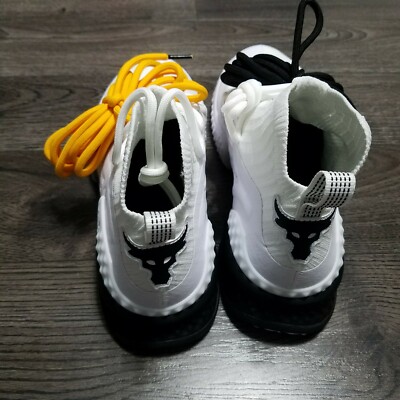 UNDER ARMOUR ホワイト Under Armour Blur Pro White Midnight Navy Football Cleats 3028220