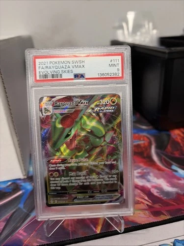 Rayquaza Vmax 111/203 English Evolving Skies Pokemon PSA 9