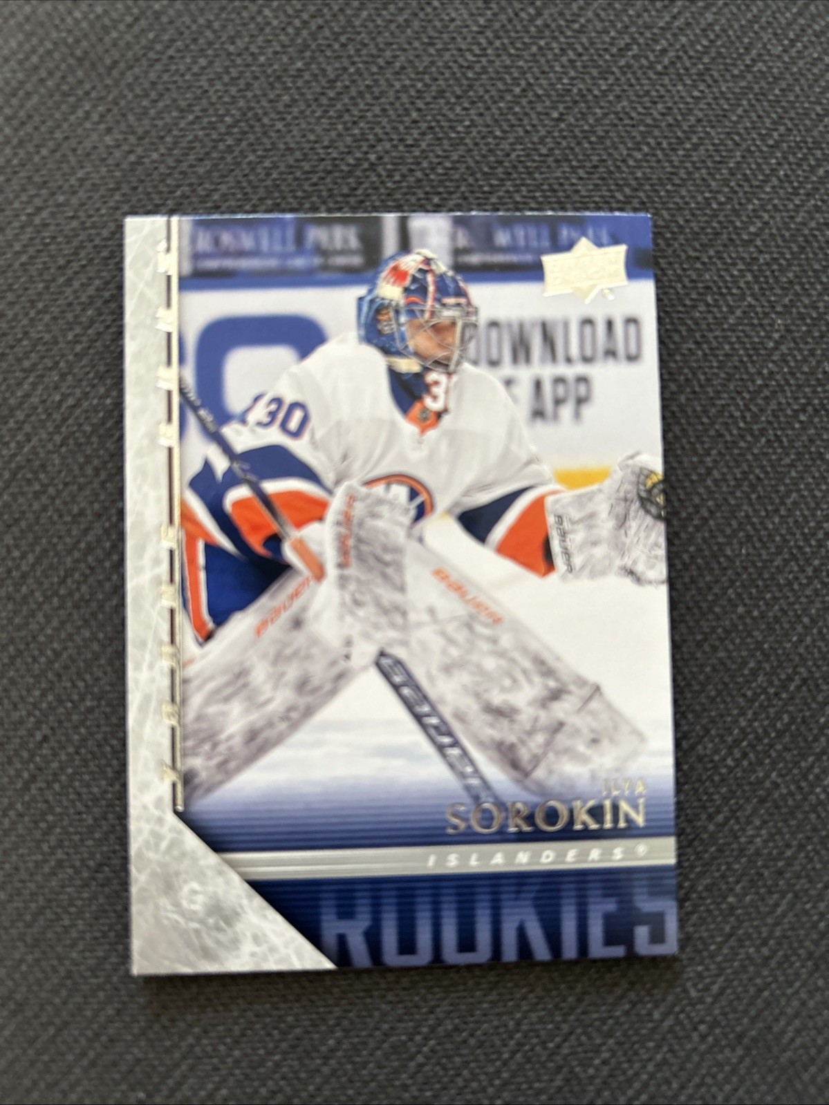 2020-21 UD EXTENDED RETRO TRIBUTE ILYA SOROKIN YOUNG GUNS CARD