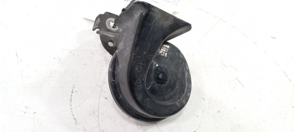 Volkswagen Rabbit Horn 2006 2007 2008 2009 - Изображение 2 из 4