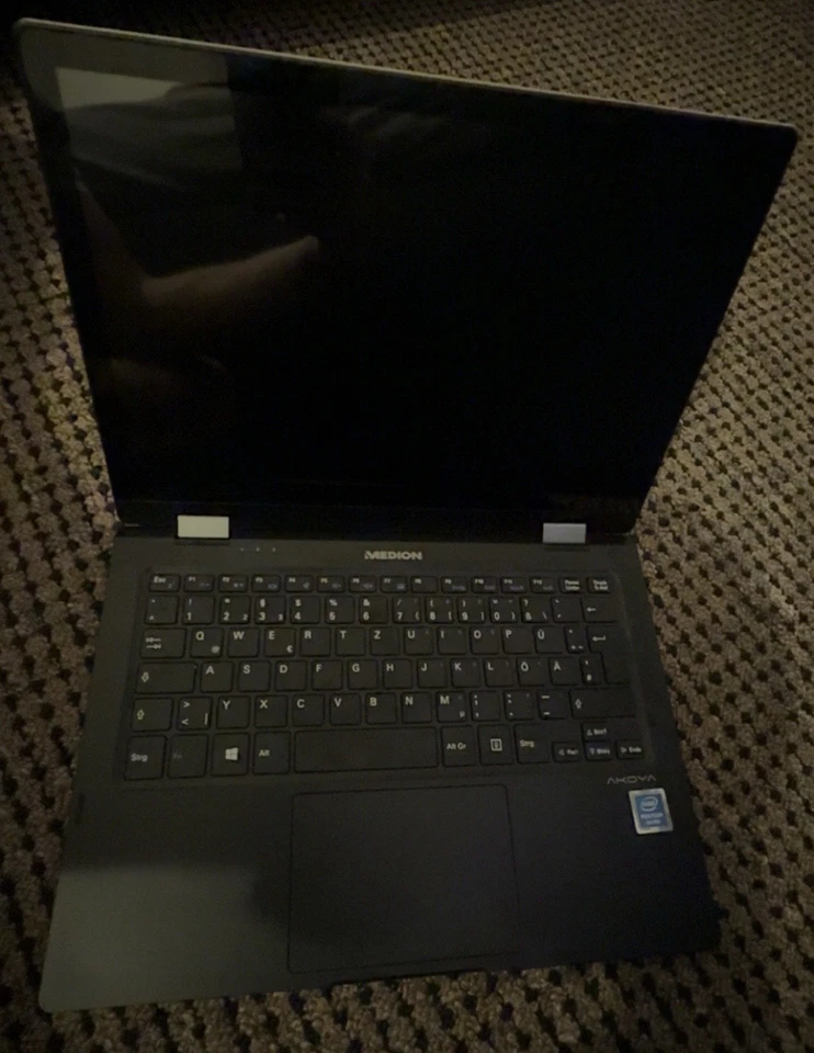 MEDION AKOYA E2228T , Notebook Windows 10, 11,6" Bildschirm 64 GB / 4 GB DDR3L - Bild 2 von 4