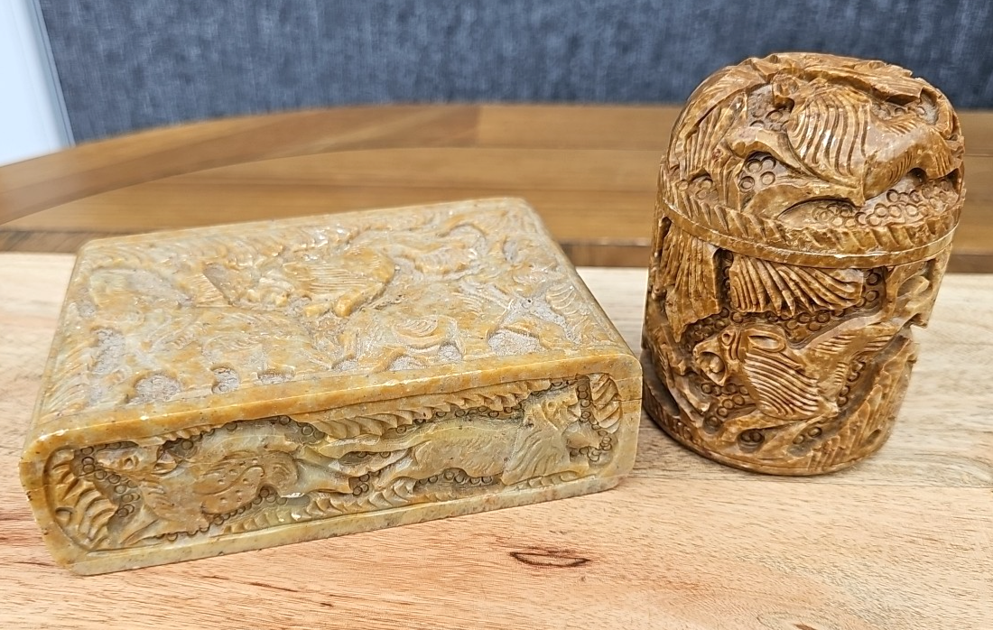 VINTAGE HAND CARVED SOAPSTONE MARBLE TRINKET BOXES - LIONS & ELEPHANTS