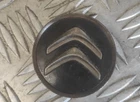 Cabochon center wheel aluminum rim - Citroen - ref: 9670585977