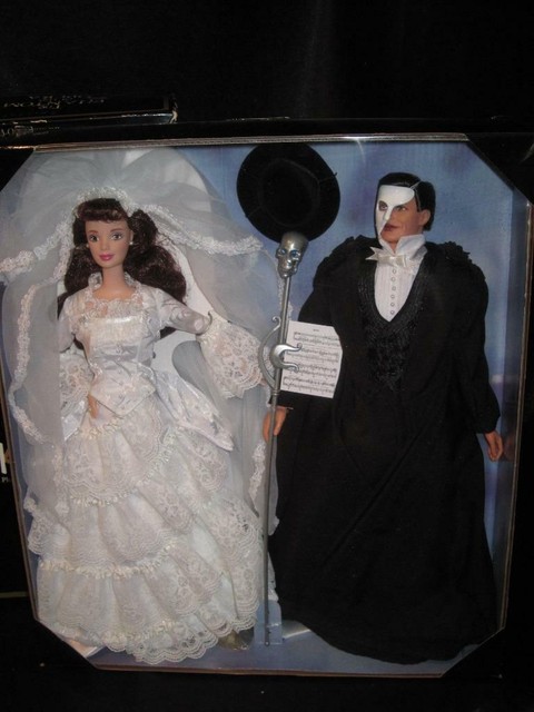 phantom of the opera barbie and ken doll set