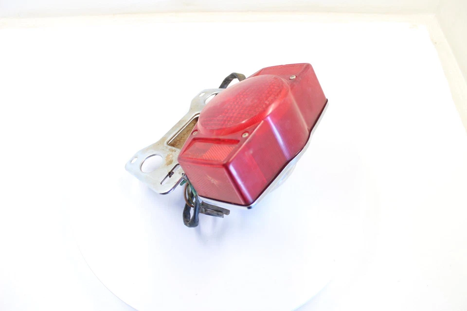 LUZ DE FRENO TRASERA HONDA GOLDWING 1000 GL1000 78 OEM 33701-341-910 Foto 3 de 4