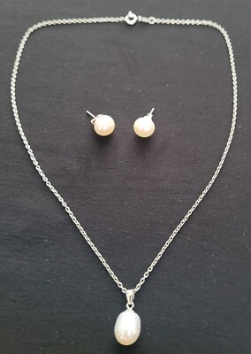 Vintage SU Sterling Pearl Earrings & Unbranded Natural Pearl Pendant Necklace