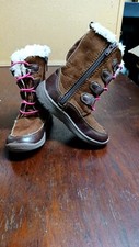 Oshkosh Girls Winter Snow Boots Size 8