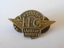 PINS PIN BADGE MOTO HD COLLECTOR HARLEY-DAVIDSON HOG LADIES OF HARLEY 2005