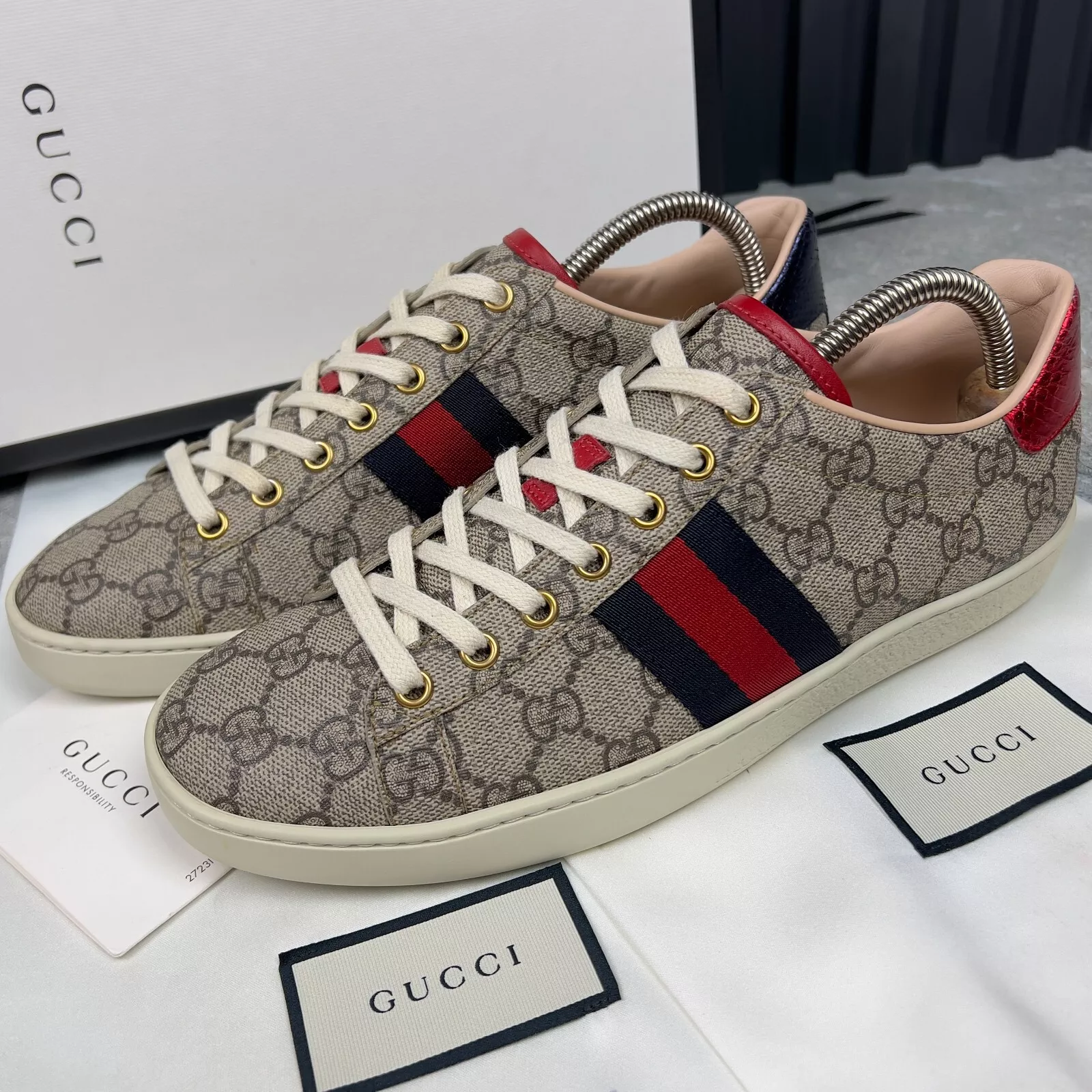 Baskets Gucci ACE GG Supreme Canva Talons Python Cuir Beige 8,5 US ou 38,