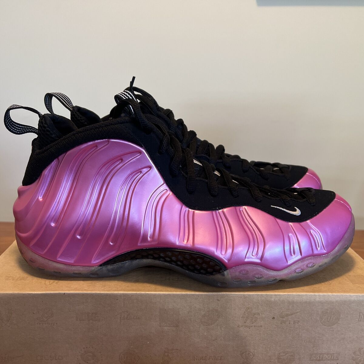 NIKE AIR FOAMPOSITE ONE PEARLIZED PINK AS NEW US 11 314996 NIKE AIR FOAMPOSITE ONE PEARLIZED PINK AS NEW US 11 314996