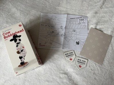 New York Yankees x Chick-Fil-A Cow Exclusive Rare Bobblehead Unopened 9/24