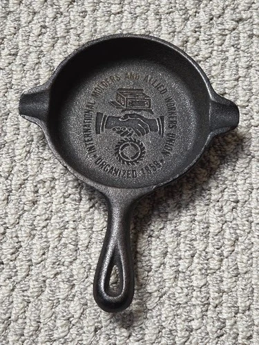 Vintage Wagner Ware Cast Iron Ashtray Intl Molders & Allied Workers Union