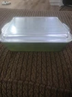VINTAGE MCM OLIVE GREEN PYREX CASSEROLE DISH 1 1/2 QUART WITH LID