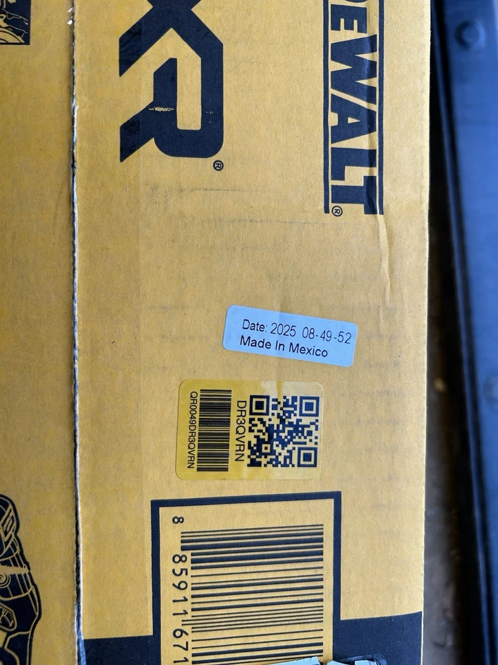 DEWALT DCS565B 20V 6-1/2-in Cordless Brushless Circular Saw - Image 2 of 3