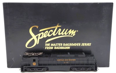 Bachmann 82403 HO Scale Norfolk & Western E33 Electric Locomotive #235 LN/Box