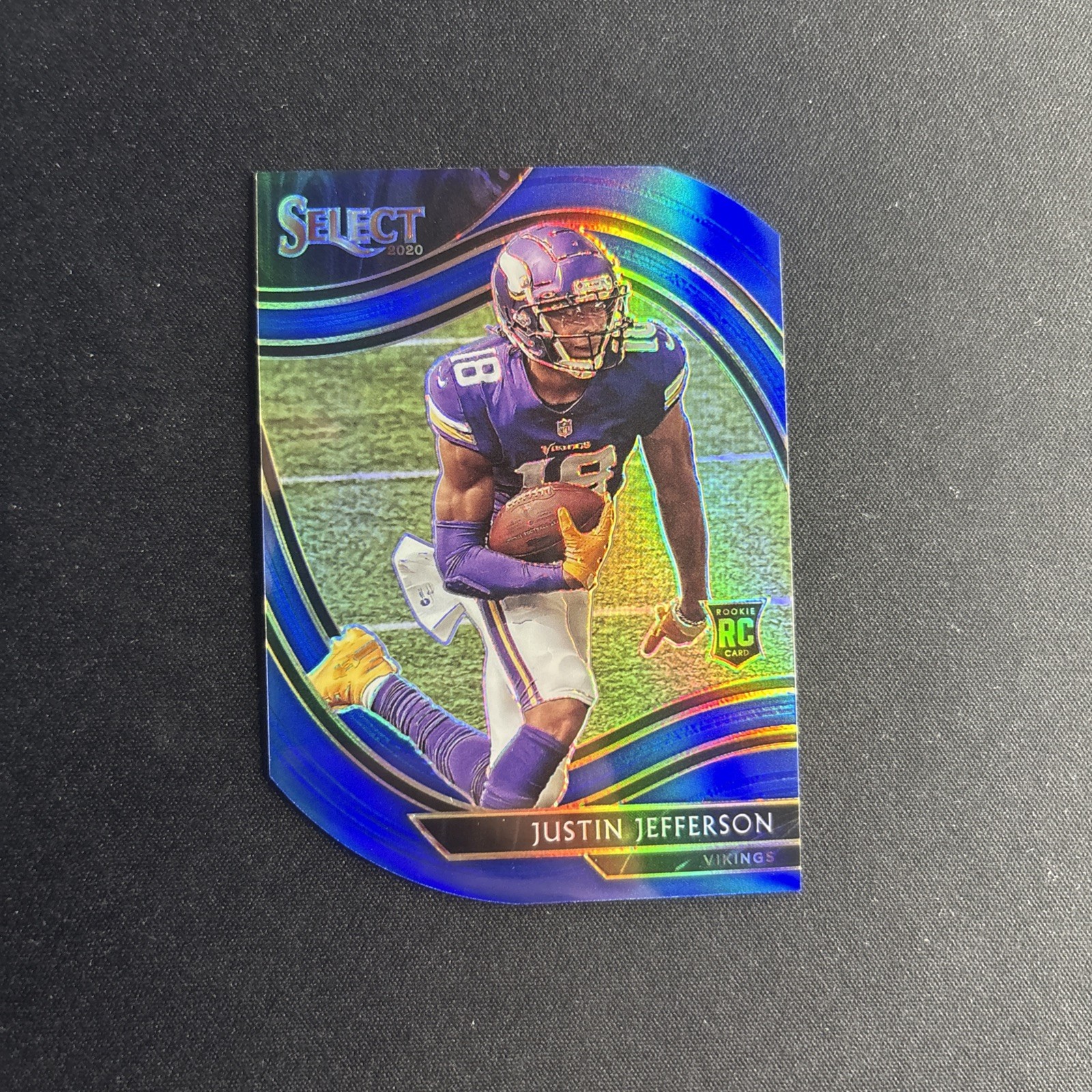2020 Panini Select - Field Level Justin Jefferson #361 Blue Prizm Die-Cut (RC)