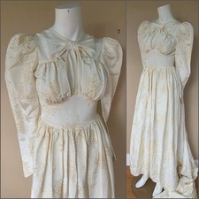 Vintage Floral A-line Wedding Gown  70's Prairie Puff Sleeve Dress w/ Train