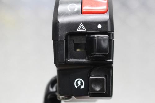 2004 Suzuki SV1000S RIGHT RH HANDLE BAR CONTROL SWITCH - Picture 3 of 15