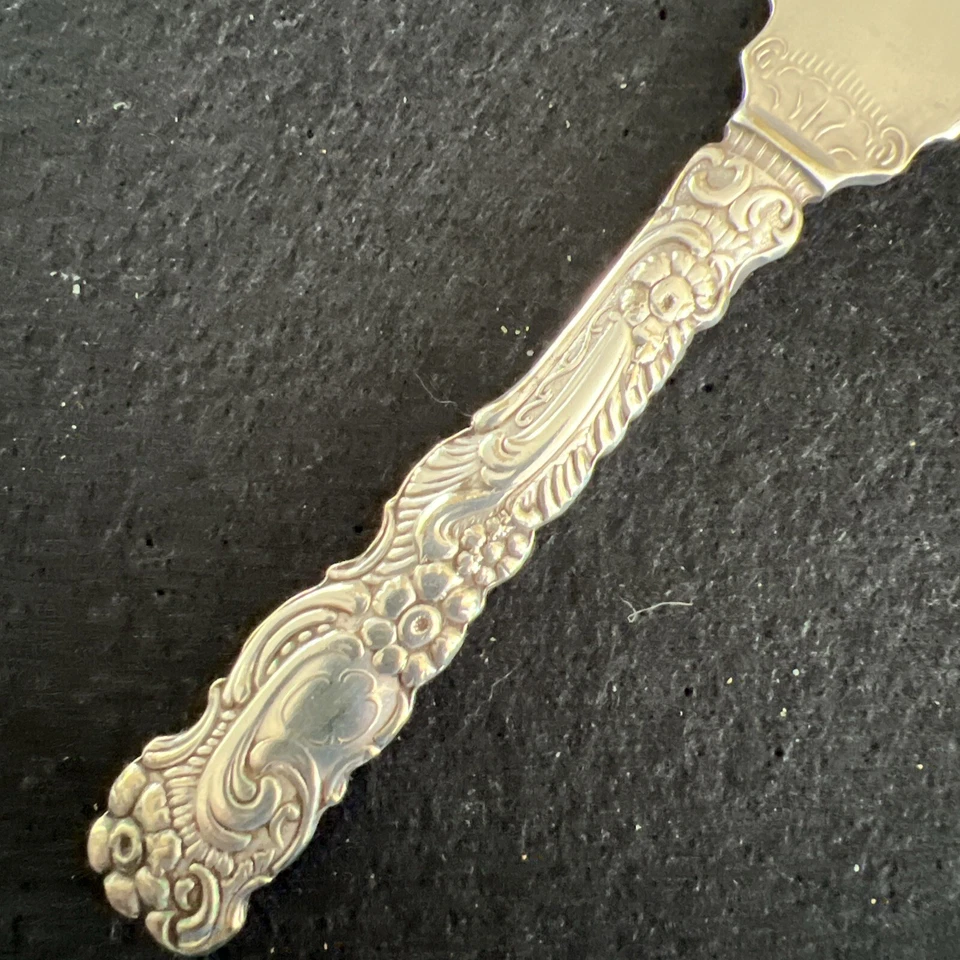 Cuchillo de pescado vintage A B Nils Johan Suecia placa de plata ornamentada 9" hoja sólida Foto 3 de 4