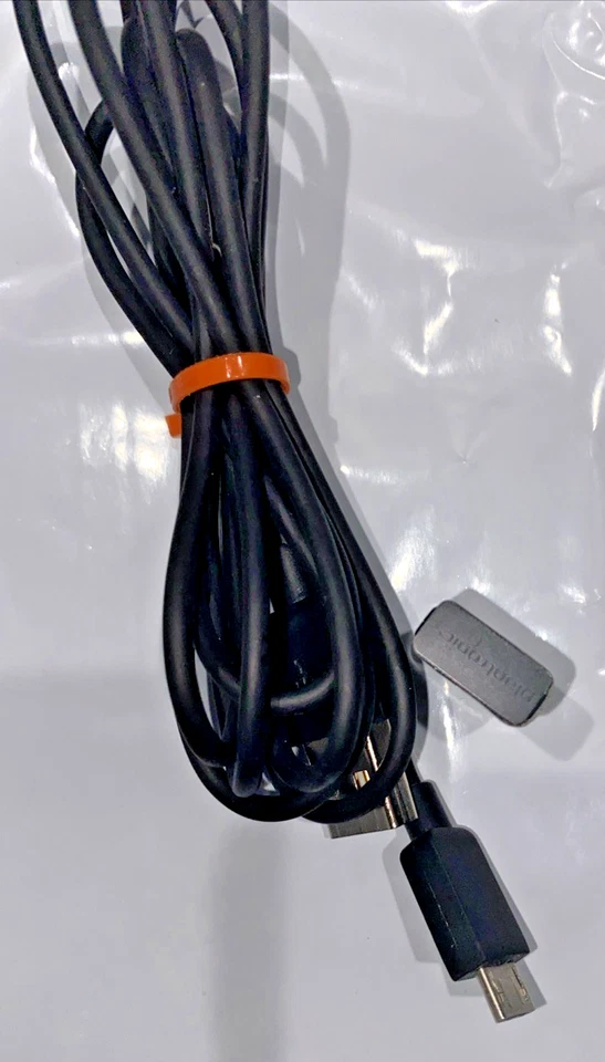 Plantronics Voyager 4210 USB-A Wireless Headset (211317-101) Cable & USB - Image 3 of 3