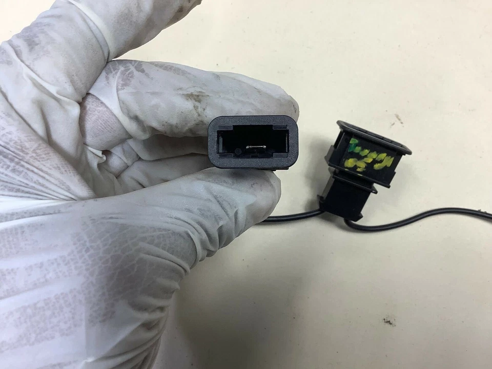 VOLKSWAGEN TOUAREG 2005-2009 ANTENA AMPLIFICADOR CABLE ARNÉS CABLE DE FÁBRICA Foto 4 de 4