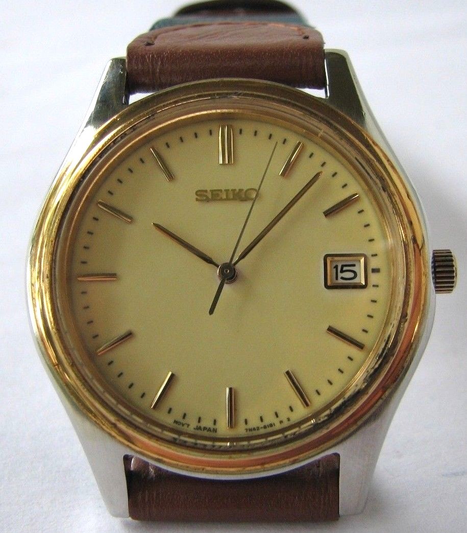 Seiko 7n42 Quartz Date Watch with New Fabric and Leather Bracelet
