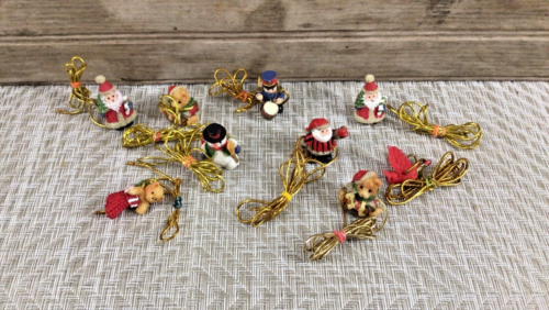 Vtg Lot of 9 Miniature 1.5" Christmas Ornaments Extra Long 12" Hanging Strings - Photo 1/10