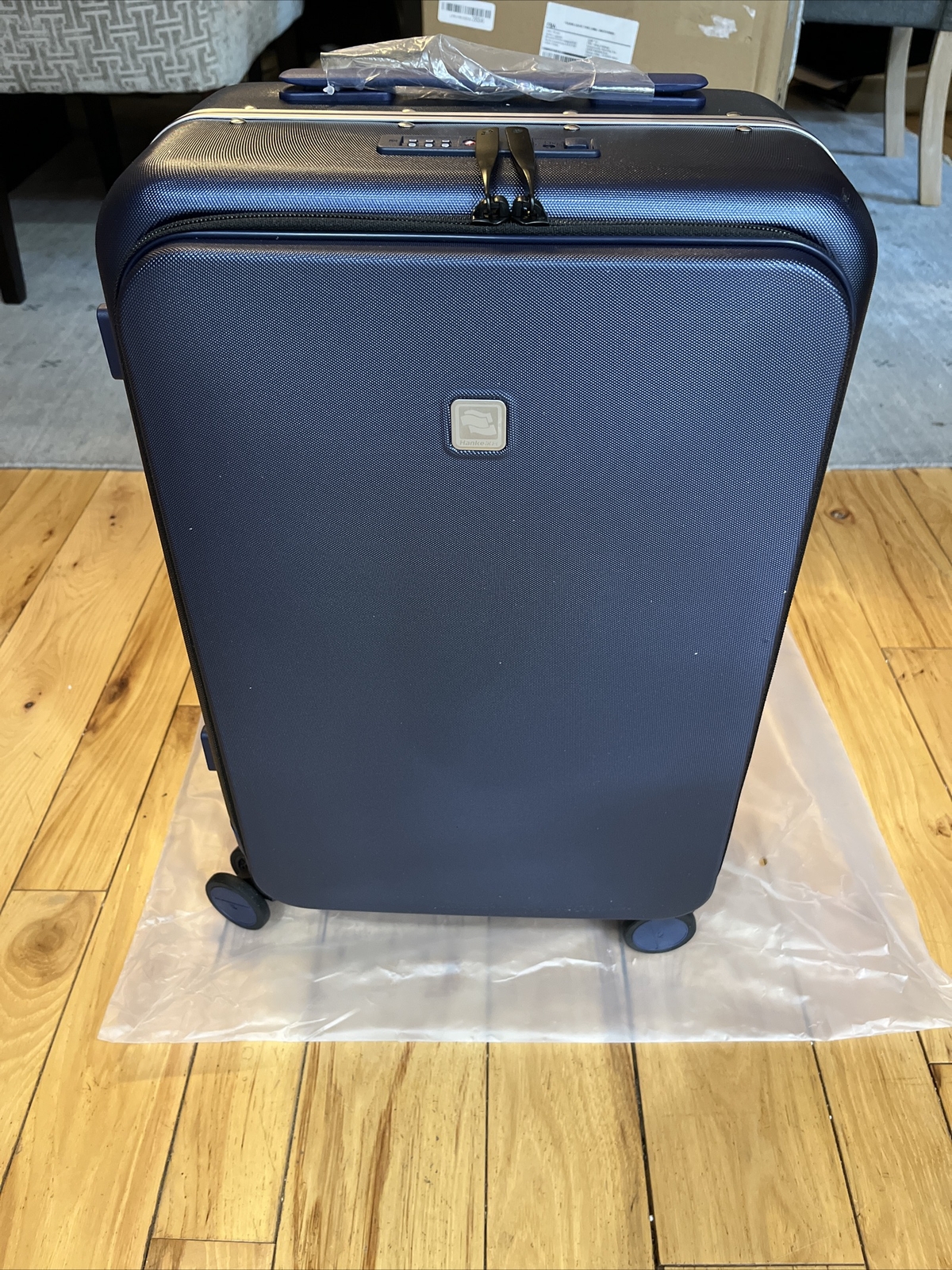 Hanke Carry On Luggage Suitcase with Wheels & Front Opening 20in Spinner Luggage-image
