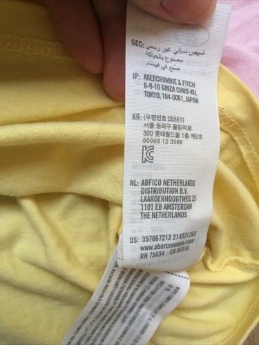 Hollister Women’s Yellow Crop T Shirt Size Small BNWT - Picture 5 of 6
