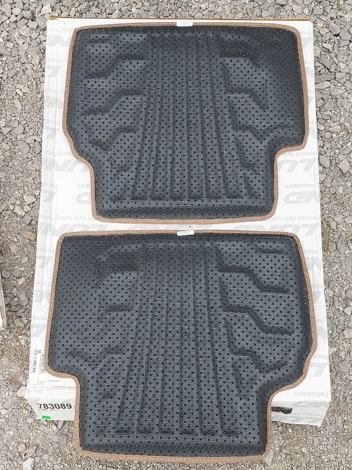 Par de alfombrillas traseras tostadas Lund Nifty Catch-It 783089-T 2003-2008 Subaru Forester Foto 2 de 4