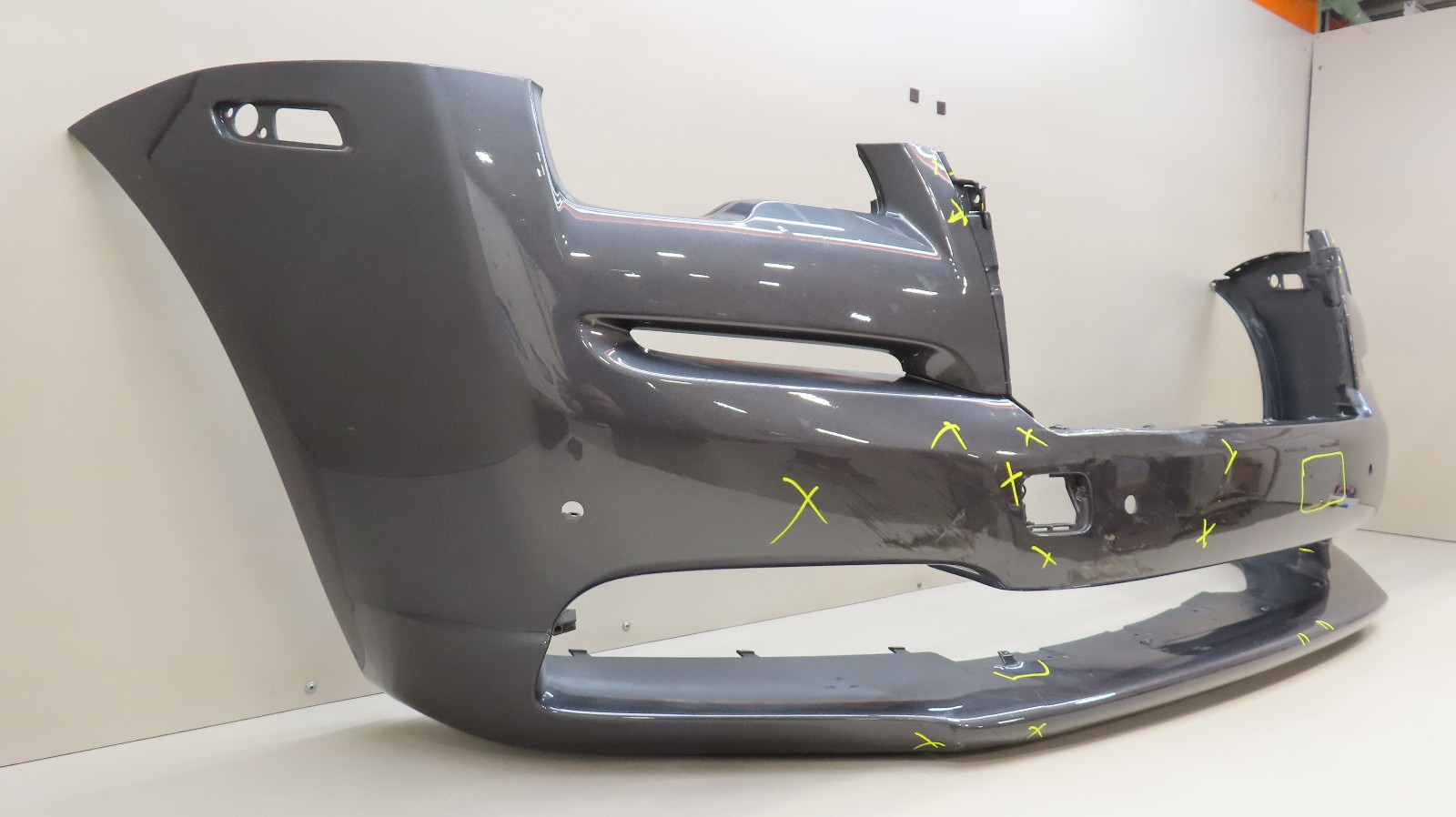 2016-2018 ROLLS-ROYCE DAWN RR6 FRONT BUMPER COVER OEM 51117403722