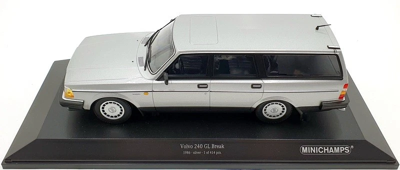 Minichamps escala 1/18 155 171416 - Volvo 240 GL Break 1986 - plateado Foto 3 de 4