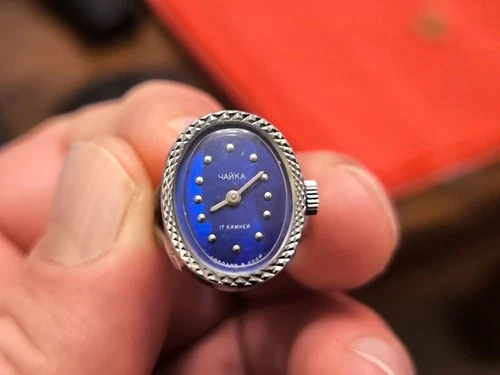 Vintage Rare Ladies Chaika 17 Jewels Mechanical Ring Watch