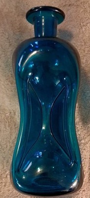 RARE! Handblown Blue Glass Decanter unsure  of brand UNIQUE style not branded