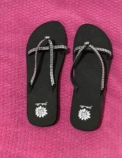 NEW Yellow Box Women's Stormy Black Sparkle Shoes Sandals Flip Flops Size 11