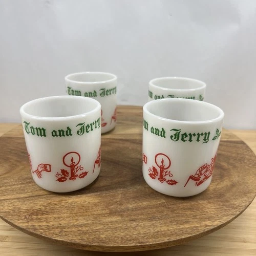 Vintage Tom & Jerry Christmas Drink Cups Hazel Atlas Milk Glass Holiday Mugs (4)