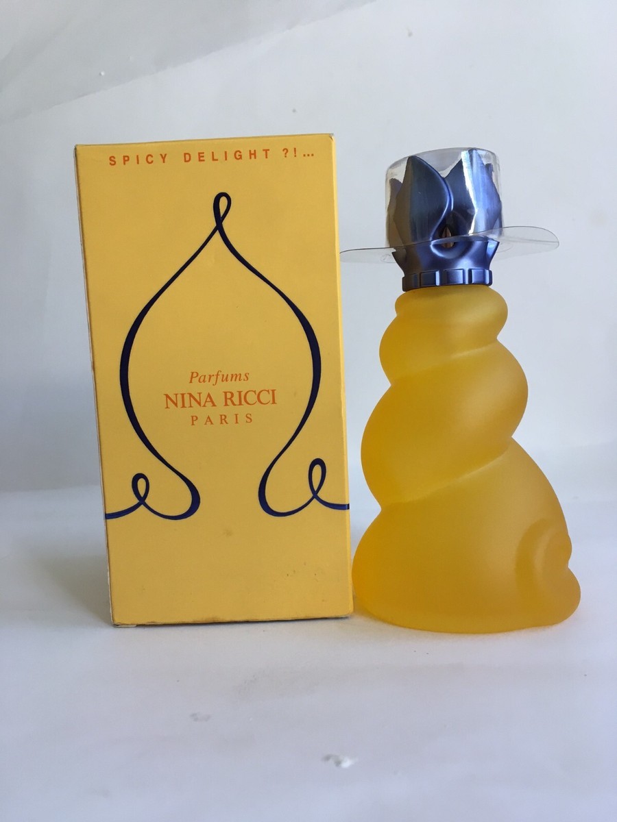 Nina Ricci les Belles de Ricci 3点セット LES BELLES DE RICCI - Spicy Delight by Nina Ricci 3.3oz EDT Spray