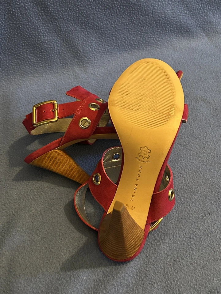 NOVO QUENTE Trina Turk Loleta Enfeitado Ilhós Rosa Loganberry Sandálias Salto 8.5 - Imagem 4 de 4