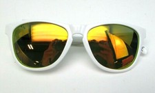 Body Glove White Polarized Sunglasses 100 UV NEW See Description G9978 WHT RED