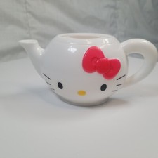 Hello Kitty Plastic Teapot Sanrio McDonald's Happy Meal Toy 2017